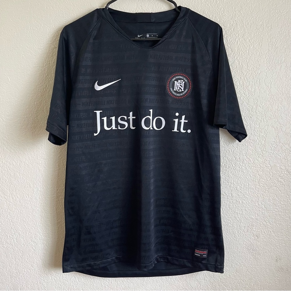 Nike Men’s FC Jersey Black Medium Soccer Futbol Shirt Dri-Fit